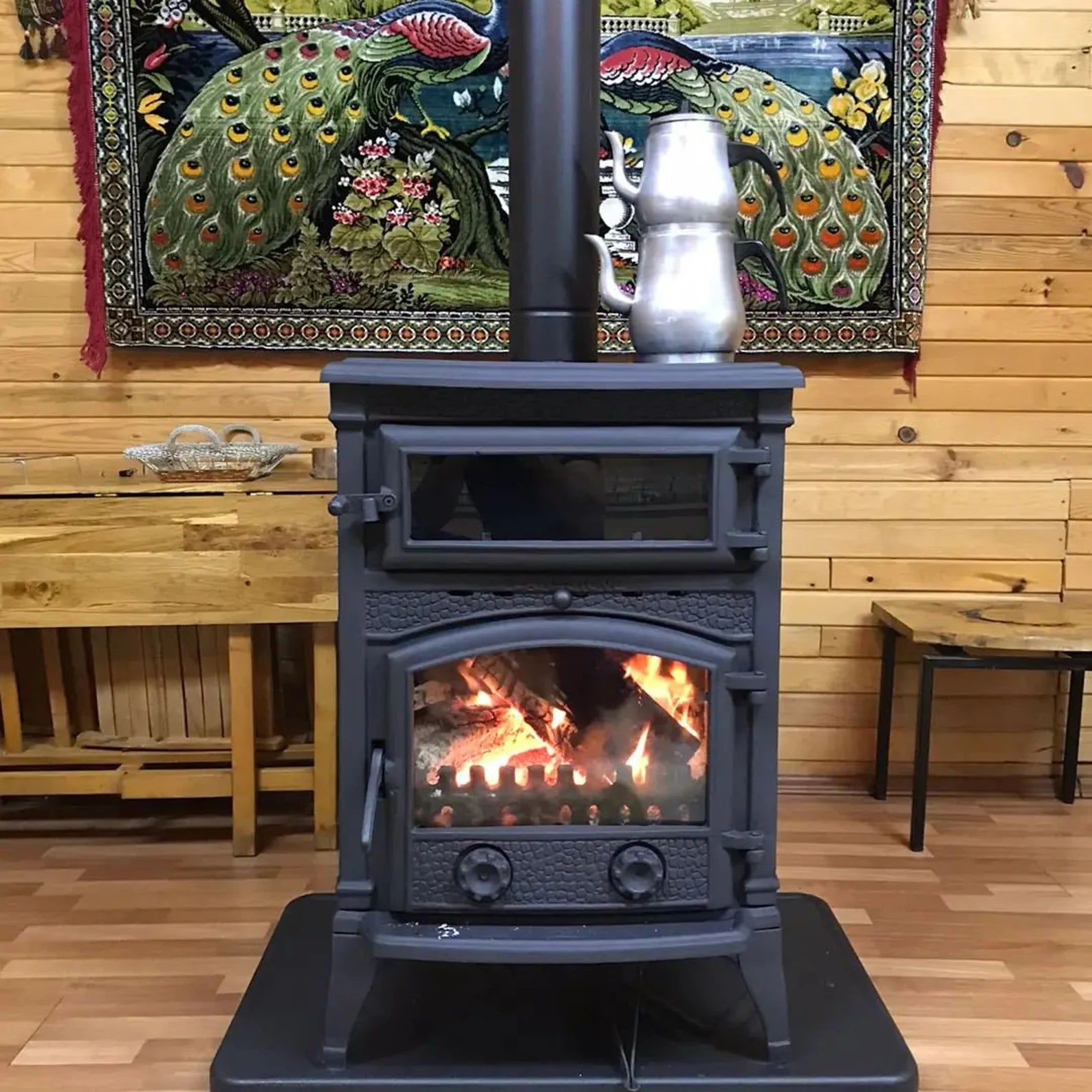  Cast iron wood stove with oven, wood burning stove